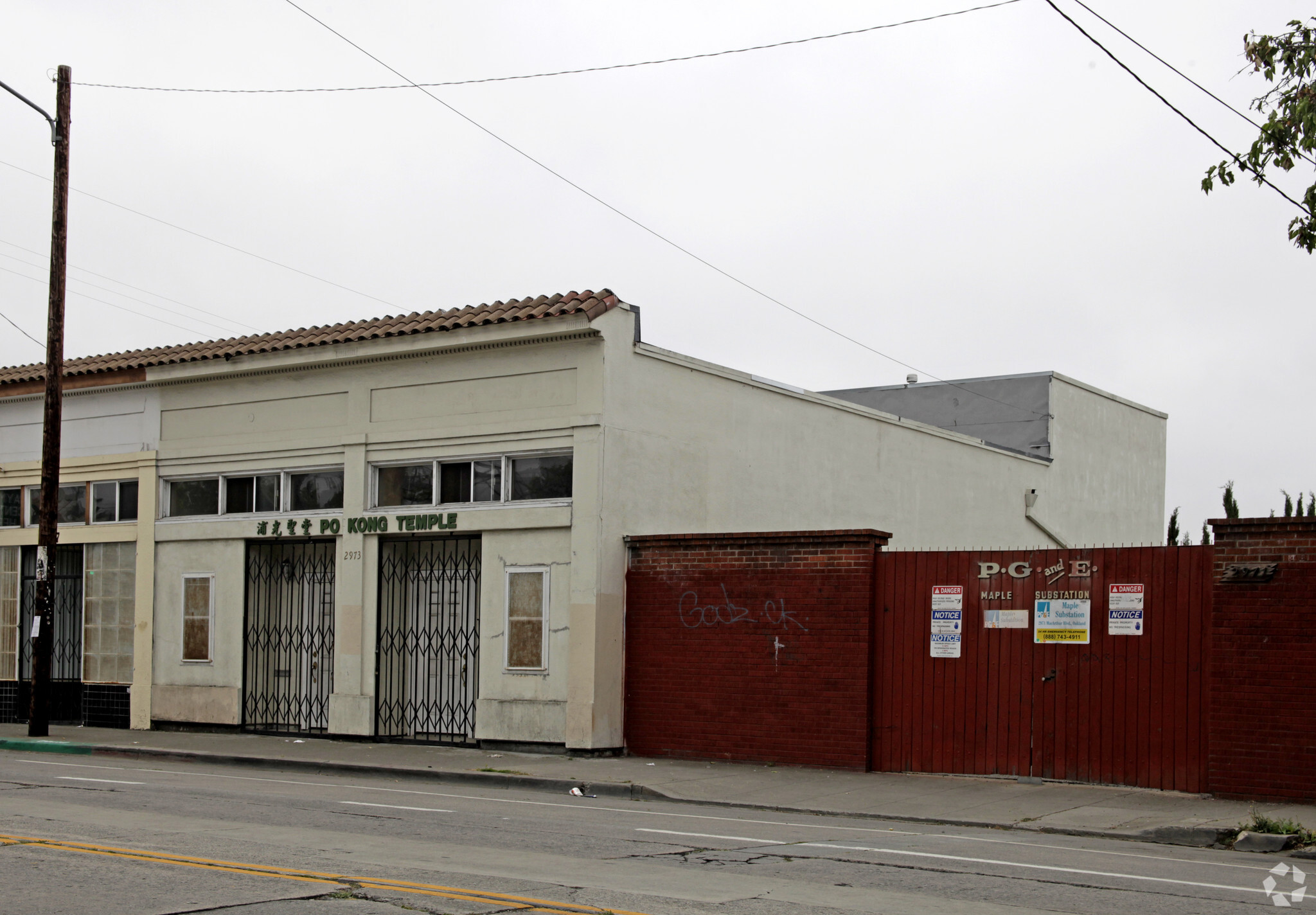 2973 MacArthur Blvd, Oakland, CA à vendre Photo principale– Image 1 sur 3