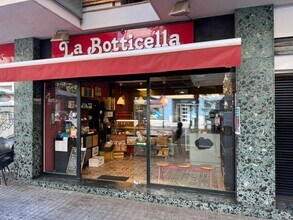 Local commercial dans Mataró, Barcelona à louer Photo intérieure– Image 1 sur 7