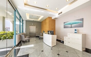 1010 N Central Ave, Glendale, CA à louer Photo intérieure– Image 2 sur 6