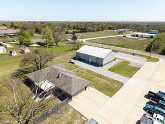 Plus de détails pour 3305 E Waterloo Rd, Edmond, OK - Local d’activités à vendre