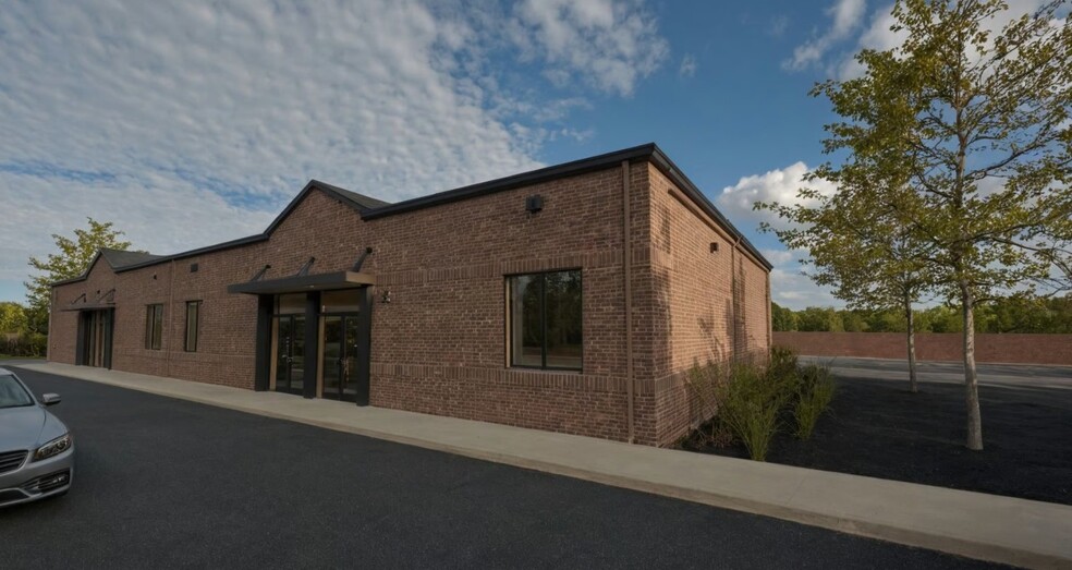 1032 Parkway Dr, Spring Hill, TN à vendre - Photo de l’immeuble – Image 1 sur 2