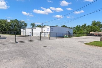 Plus de détails pour 815 N Cocoa Blvd, Cocoa, FL - Industriel/Logistique à louer