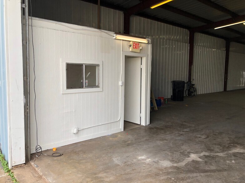 1206 Iowa Ave, South Houston, TX à louer - Photo de l’immeuble – Image 3 sur 6