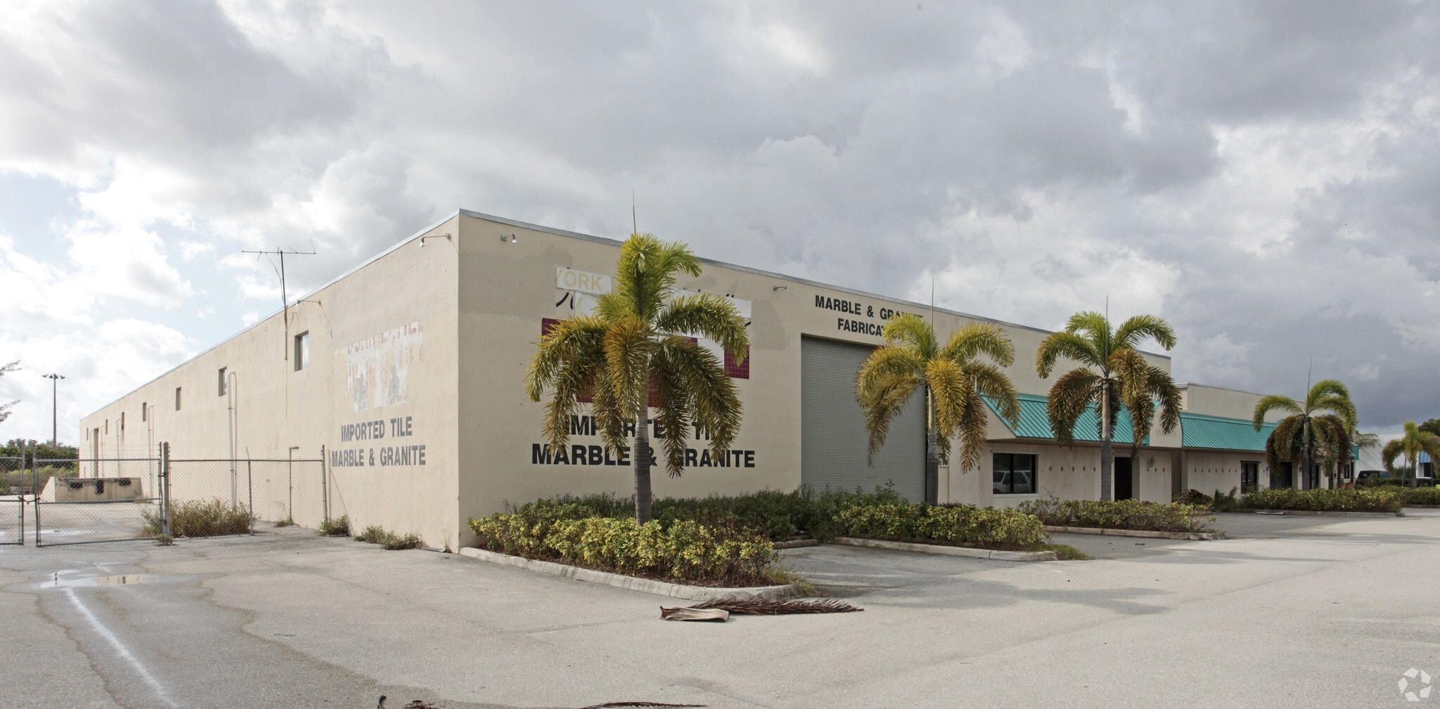 3300 45th St, West Palm Beach, FL à louer Photo principale– Image 1 sur 6