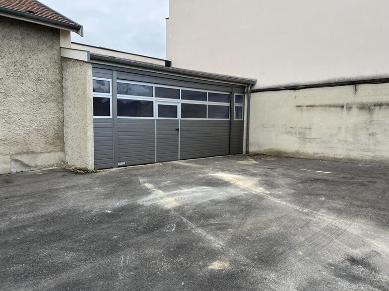 Industriel/Logistique dans Cormontreuil à vendre - Photo de l’immeuble – Image 3 sur 17