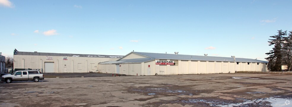 225-227 East Ave, Albion Town Orleans, NY à vendre - Photo principale – Image 1 sur 7