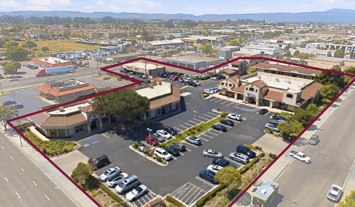 Pine Tree Plaza Shopping Center portefeuille de 2 biens à vendre sur LoopNet.fr - Photo de l’immeuble – Image 3 sur 47