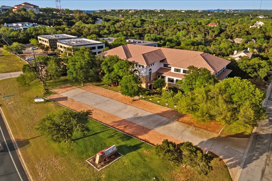 7000 Bee Caves Rd, Austin, TX à louer - Photo de l’immeuble – Image 1 sur 26