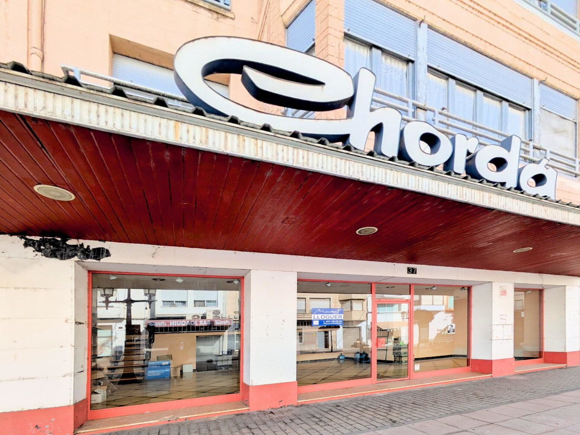 Local commercial dans Amposta, Tarragona à louer Photo intérieure– Image 1 sur 2