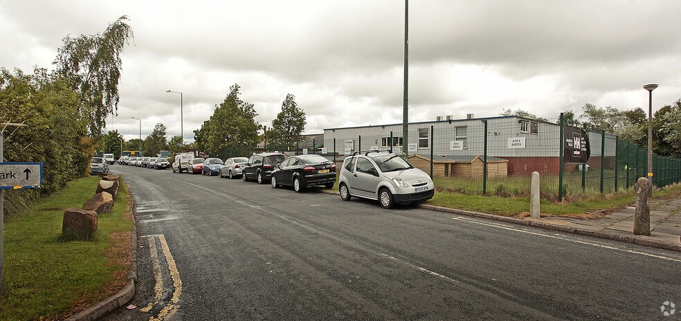 10 Greenhey Pl, Skelmersdale à louer - Photo de l’immeuble – Image 3 sur 4