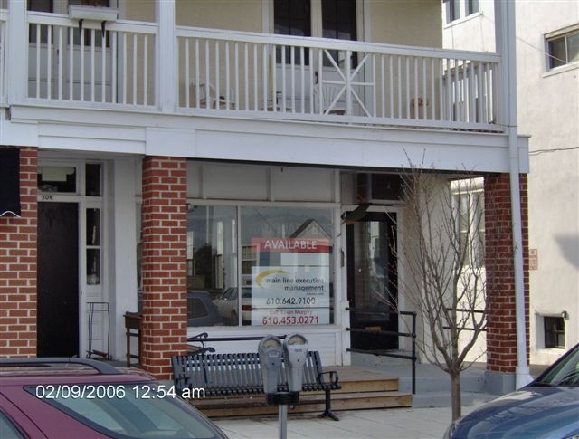 104 Forrest Ave, Narberth, PA à louer - Photo de l’immeuble – Image 1 sur 2