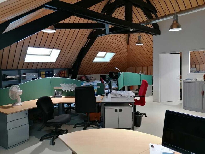 Bureau dans Rouen à louer - Photo de l’immeuble – Image 2 sur 6