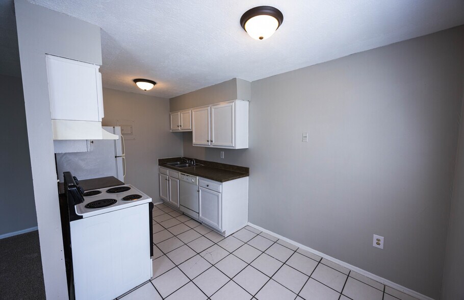 4300-4304 Lynnview Dr, Louisville, KY à vendre - Photo de l’immeuble – Image 3 sur 31