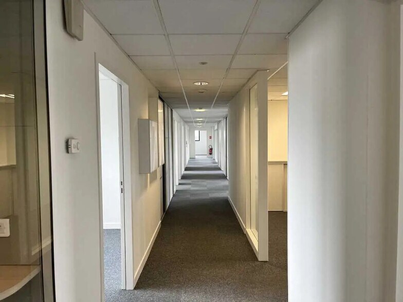 Bureau dans Rennes à louer - Photo de l’immeuble – Image 2 sur 4