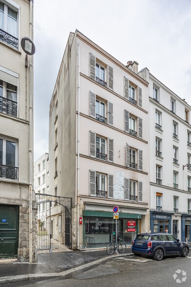 29 Rue De Saussure, Paris à louer - Photo de l’immeuble – Image 3 sur 3