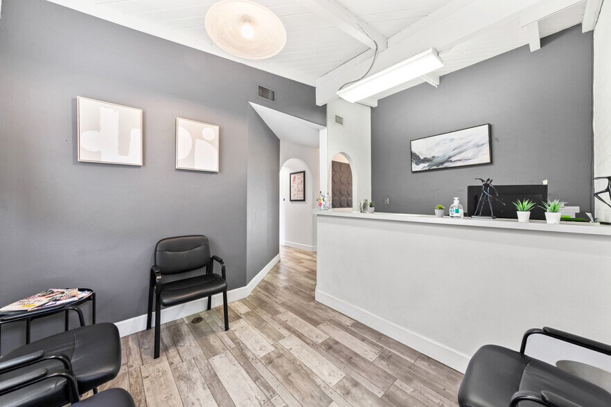 1714 17th St, Santa Monica, CA à louer - Photo intérieure – Image 2 sur 14