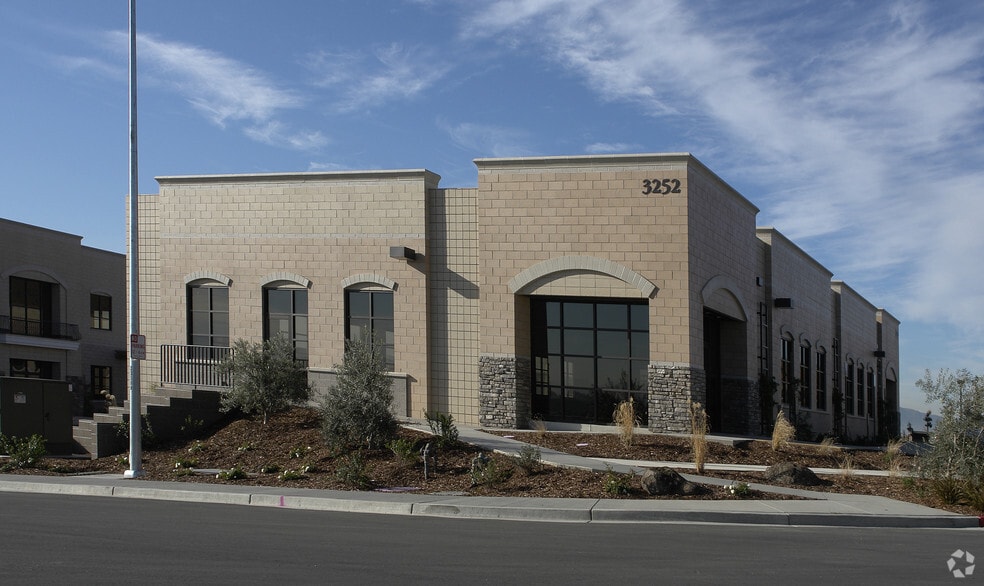 3252 Constitution Dr, Livermore, CA à louer - Photo principale – Image 1 sur 4