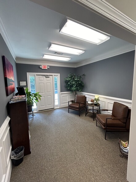 4315 S Lee St, Buford, GA à louer - Photo de l’immeuble – Image 2 sur 7