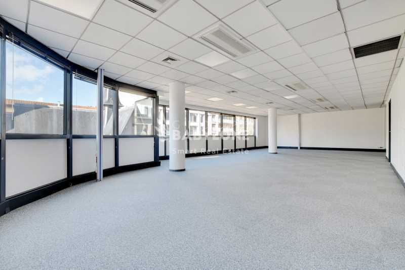 Bureau dans Levallois Perret à louer - Photo intérieure – Image 3 sur 12