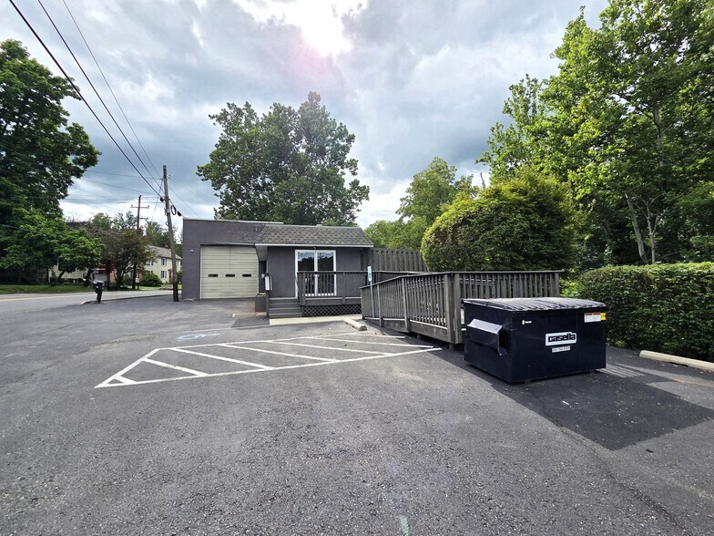 140 Gravel Pike, Green Lane, PA à louer - Photo de l’immeuble – Image 3 sur 15