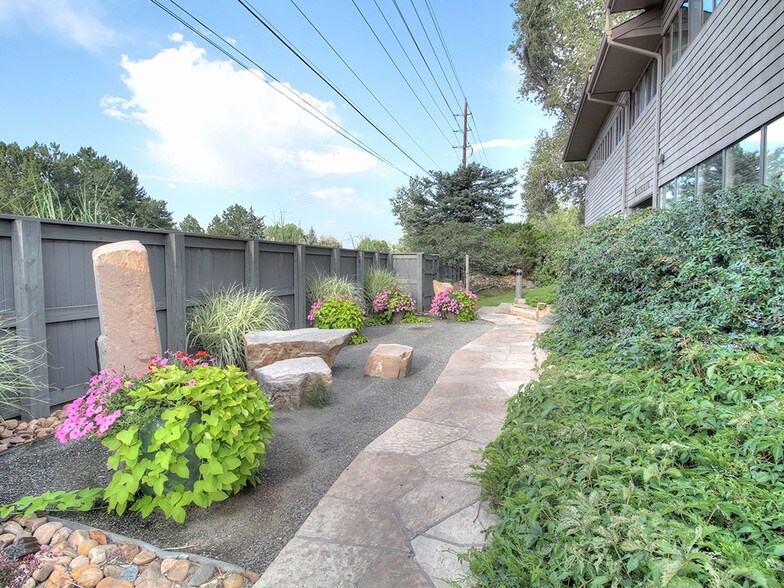 5600 Arapahoe Ave, Boulder, CO à louer - Photo de l’immeuble – Image 2 sur 2