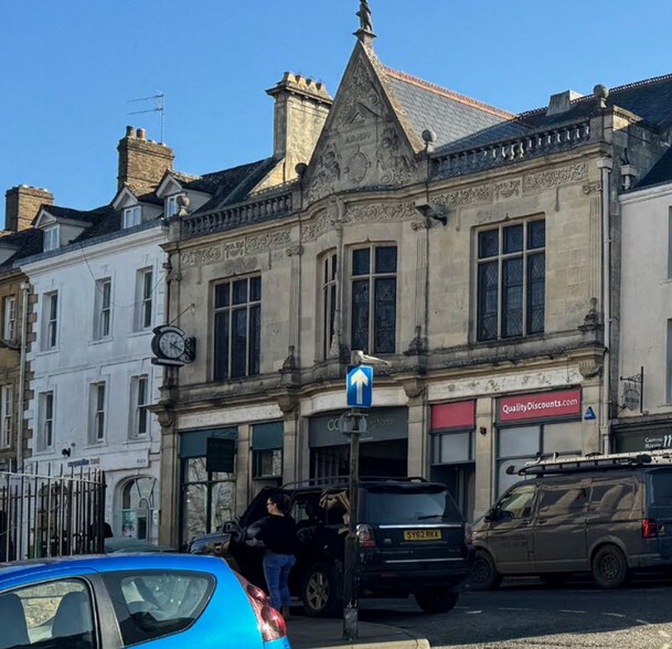 4 High St, Chipping Norton à vendre - Photo principale – Image 1 sur 1
