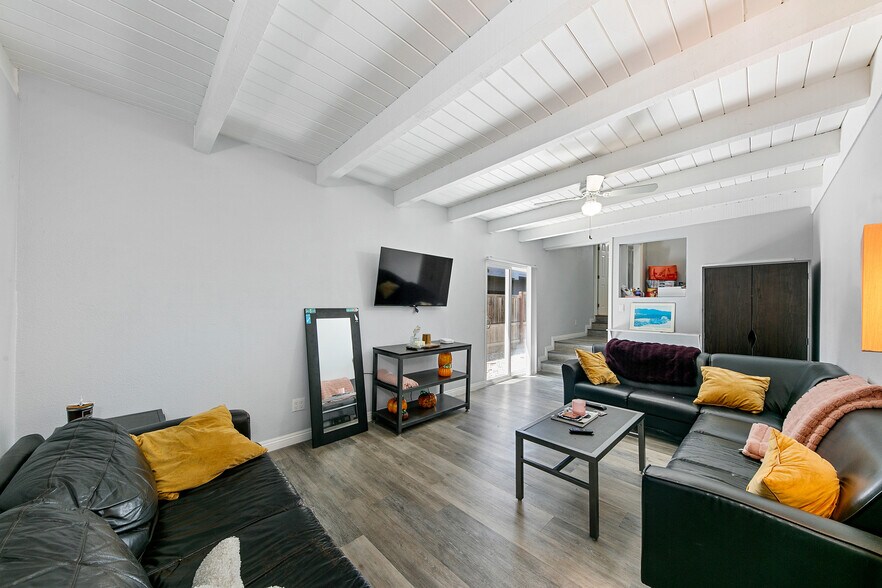 3450 E Ransom St, Long Beach, CA à vendre - Photo intérieure – Image 3 sur 10