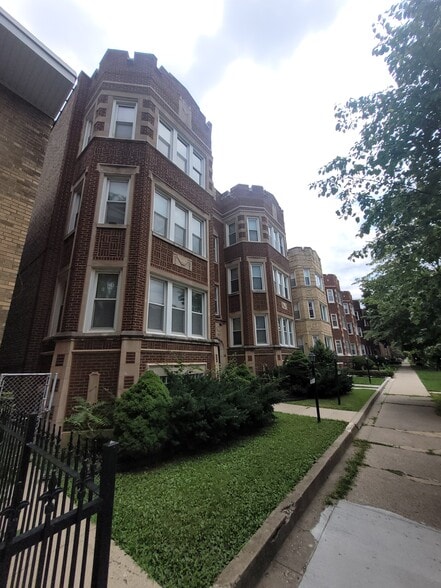 9011-9013 S Laflin St, Chicago, IL à vendre - Photo principale – Image 1 sur 11