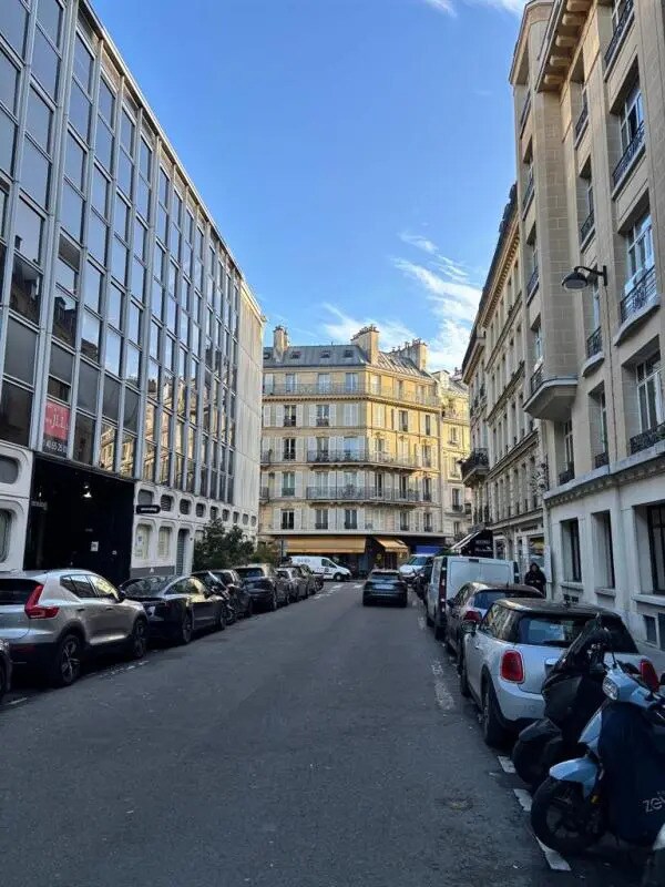 Local commercial dans Paris à louer Photo de l’immeuble– Image 1 sur 7