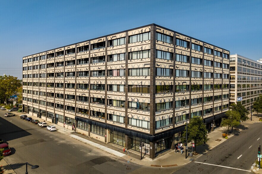 9319-9323 Av De L'esplanade, Montréal, QC à vendre - Photo de l’immeuble – Image 1 sur 30