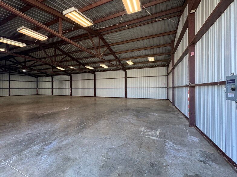 2371 Artesia st, San Bernardino, CA à louer - Photo de l’immeuble – Image 2 sur 10