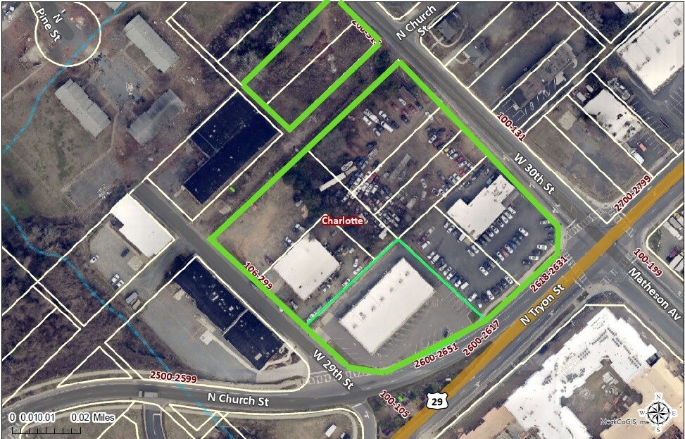 2627 N Tryon St, Charlotte, NC à louer Aérien– Image 1 sur 4