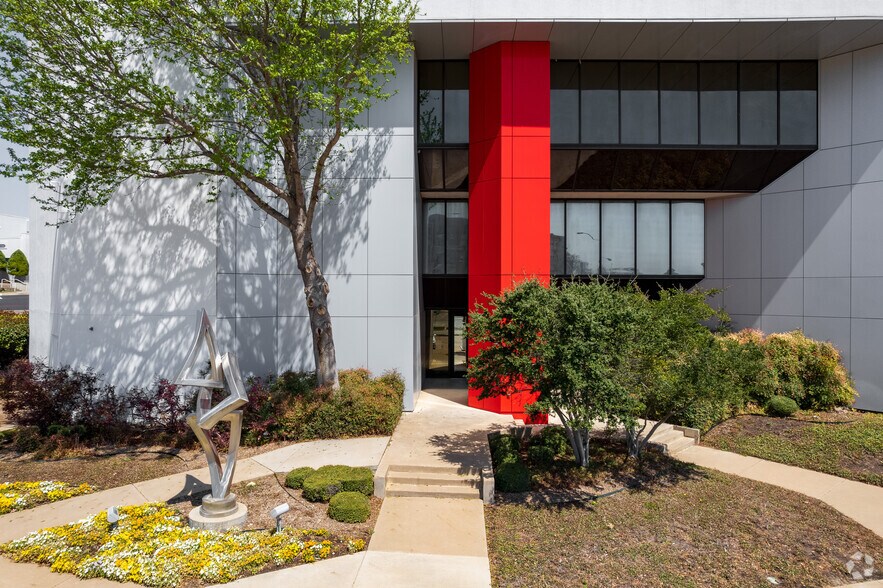3909 Hulen St, Fort Worth, TX à louer - Photo de l’immeuble – Image 3 sur 15