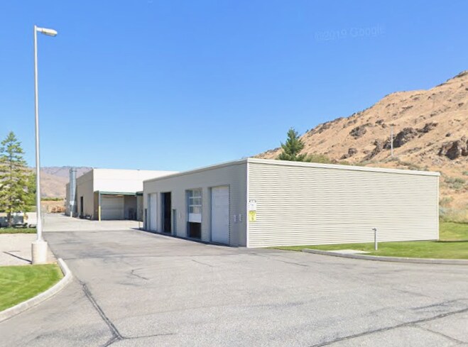 10 NE Cascade Ave, Wenatchee, WA à louer - Photo de l’immeuble – Image 2 sur 5