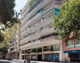 Local commercial dans Barcelone, Barcelona à louer Photo intérieure– Image 1 sur 19