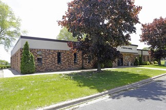 Plus de détails pour 6299 University Ave NE, Fridley, MN - Bureau à louer
