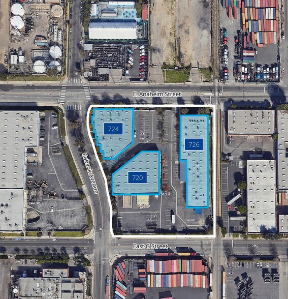 Eubank & E Anaheim Portfolio Sale portefeuille de 3 biens à vendre sur LoopNet.fr - Photo de l’immeuble – Image 3 sur 3
