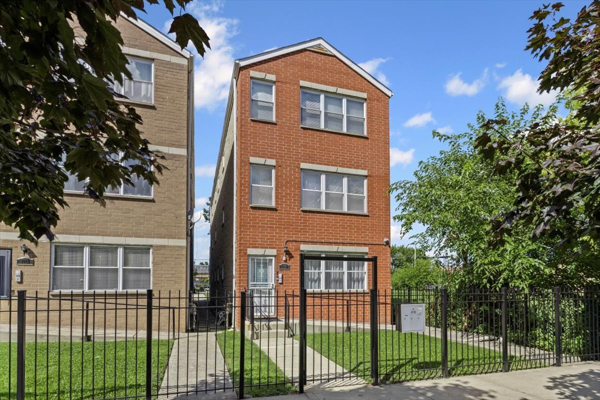 3022 W Washington Blvd, Chicago, IL à vendre Photo principale– Image 1 sur 2