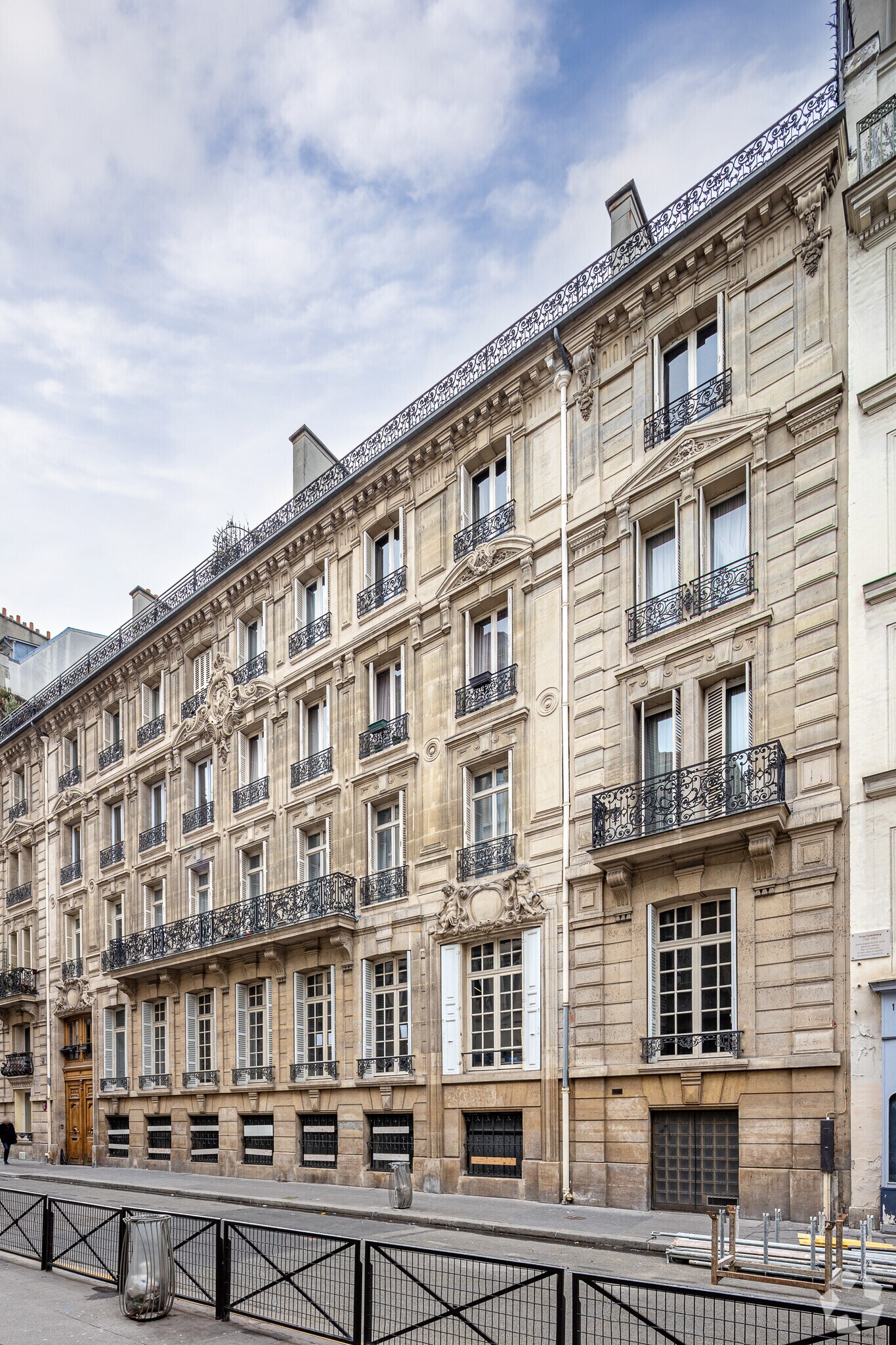 Bureau dans Paris à louer Photo principale– Image 1 sur 4