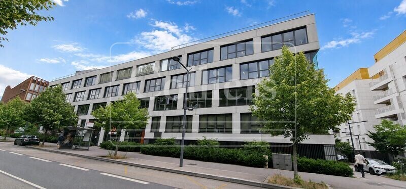 30 Rue Joannès Carret, Lyon à louer - Photo de l’immeuble – Image 1 sur 12