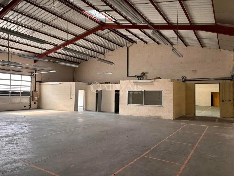 Local d'activités dans Le Mans à vendre Photo intérieure– Image 1 sur 4