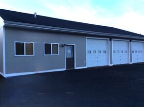 1019 Middle Stella Ireland Rd, Binghamton, NY à louer Photo de l’immeuble– Image 1 sur 3