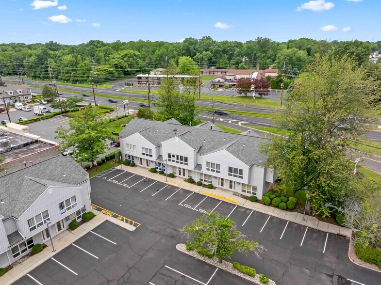 1594-1600 US Highway 130, North Brunswick, NJ à vendre - Photo de l’immeuble – Image 3 sur 28