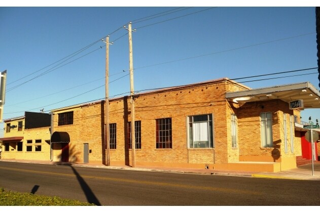 1106 Austin Ave, McAllen, TX à louer - Photo de l’immeuble – Image 2 sur 13