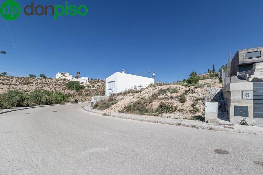 Calle Víznar, 8, La Zubia, Granada à vendre - Photo principale – Image 1 sur 8