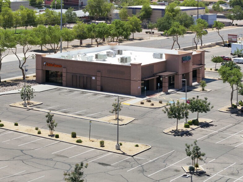 10240 N 43rd Ave, Glendale, AZ à vendre - Photo de l’immeuble – Image 3 sur 15