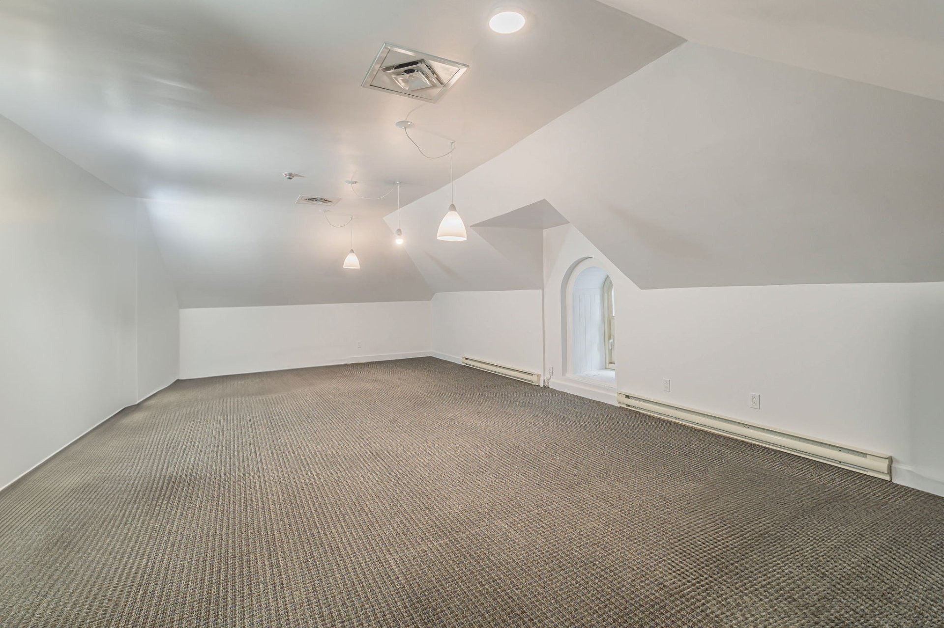 538-540 Pl Saint-Henri, Montréal, QC à louer Photo intérieure– Image 1 sur 8