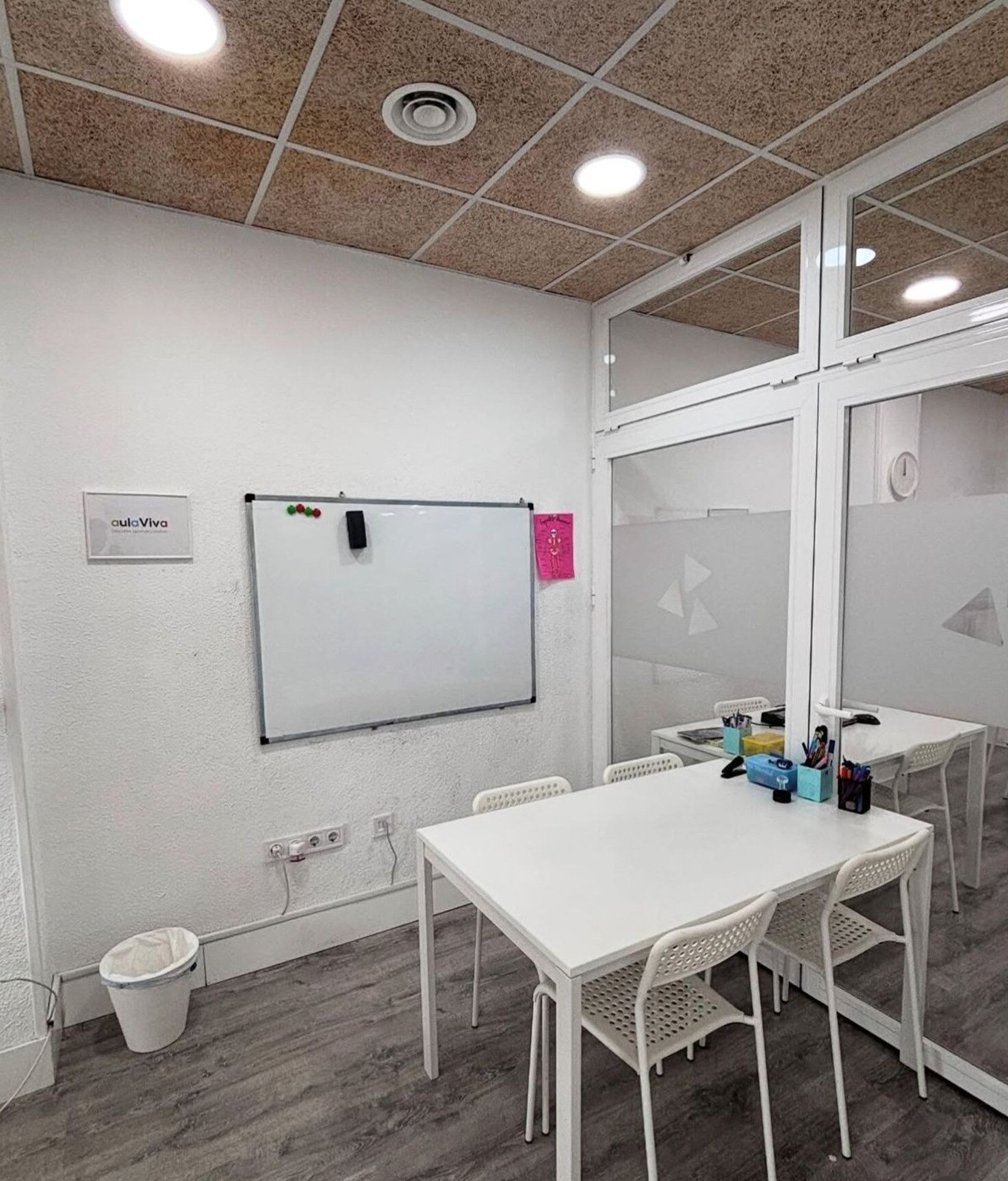 Bureaux/Local commercial dans Fuenlabrada, Madrid à louer Photo intérieure– Image 1 sur 8