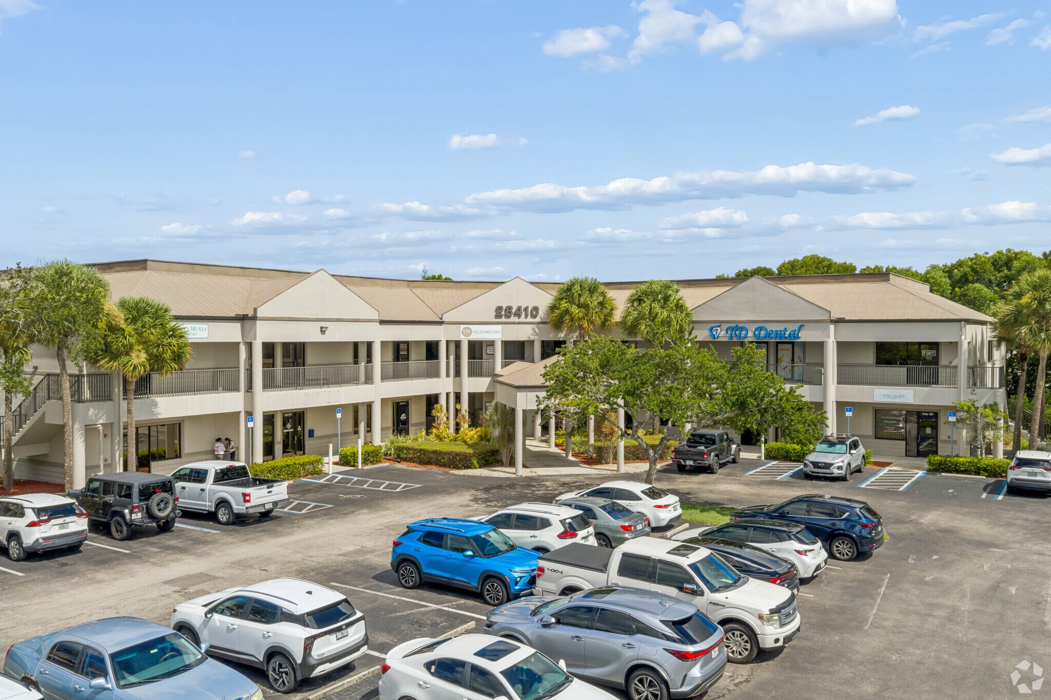 28410 Bonita Crossing Blvd, Bonita Springs, FL à louer Photo de l’immeuble– Image 1 sur 23