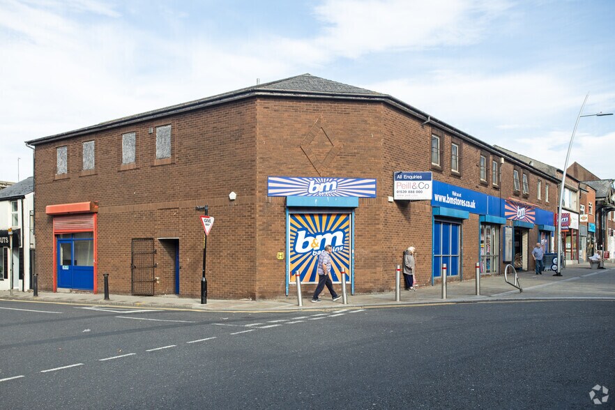 63-75 Dalton Rd, Barrow In Furness à louer - Photo de l’immeuble – Image 1 sur 4